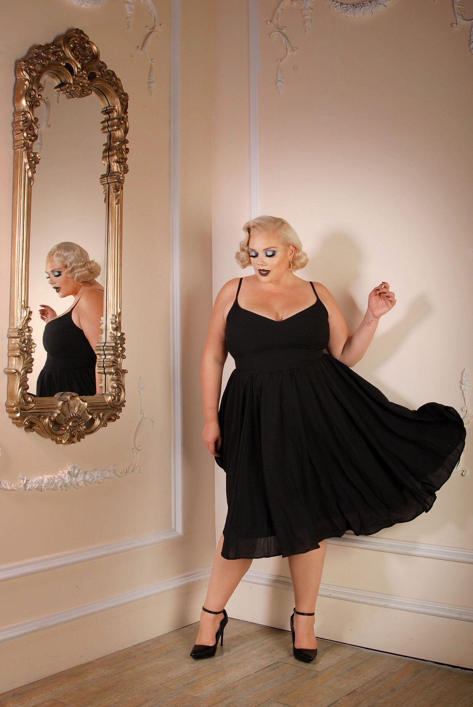 Amalie Ballerina Swing Dress in Solid Black