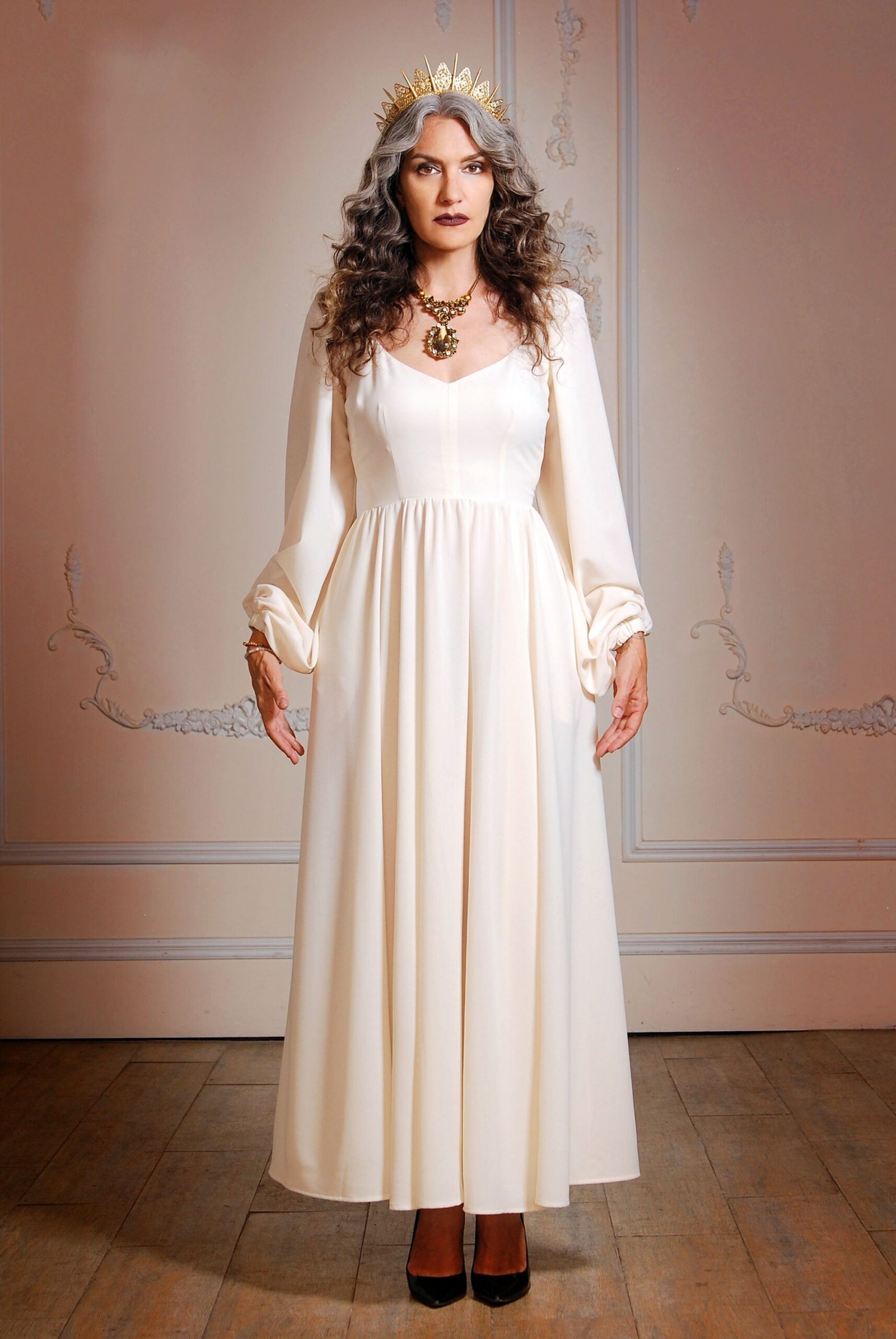Lucrezia Renaissance Maxi Gown in Ivory White